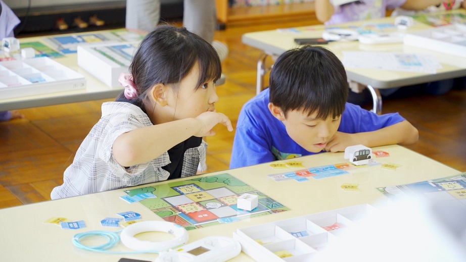 「未来モビリティプログラミング教室」実施の様子(イメージ)①.jpg