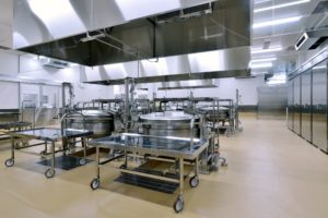 玉野市立学校給食センター 内観-300x200.jpg