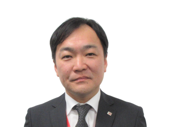 保永 茂樹社長（背景透過）.png
