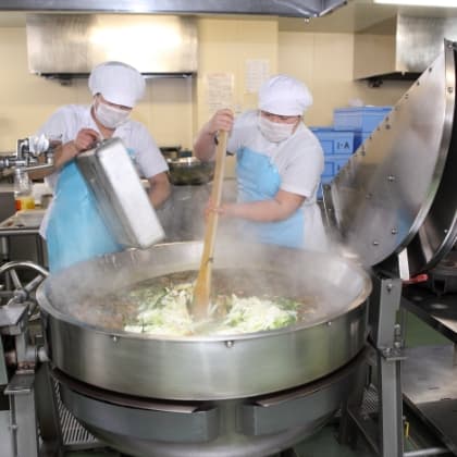 学校給食調理業務