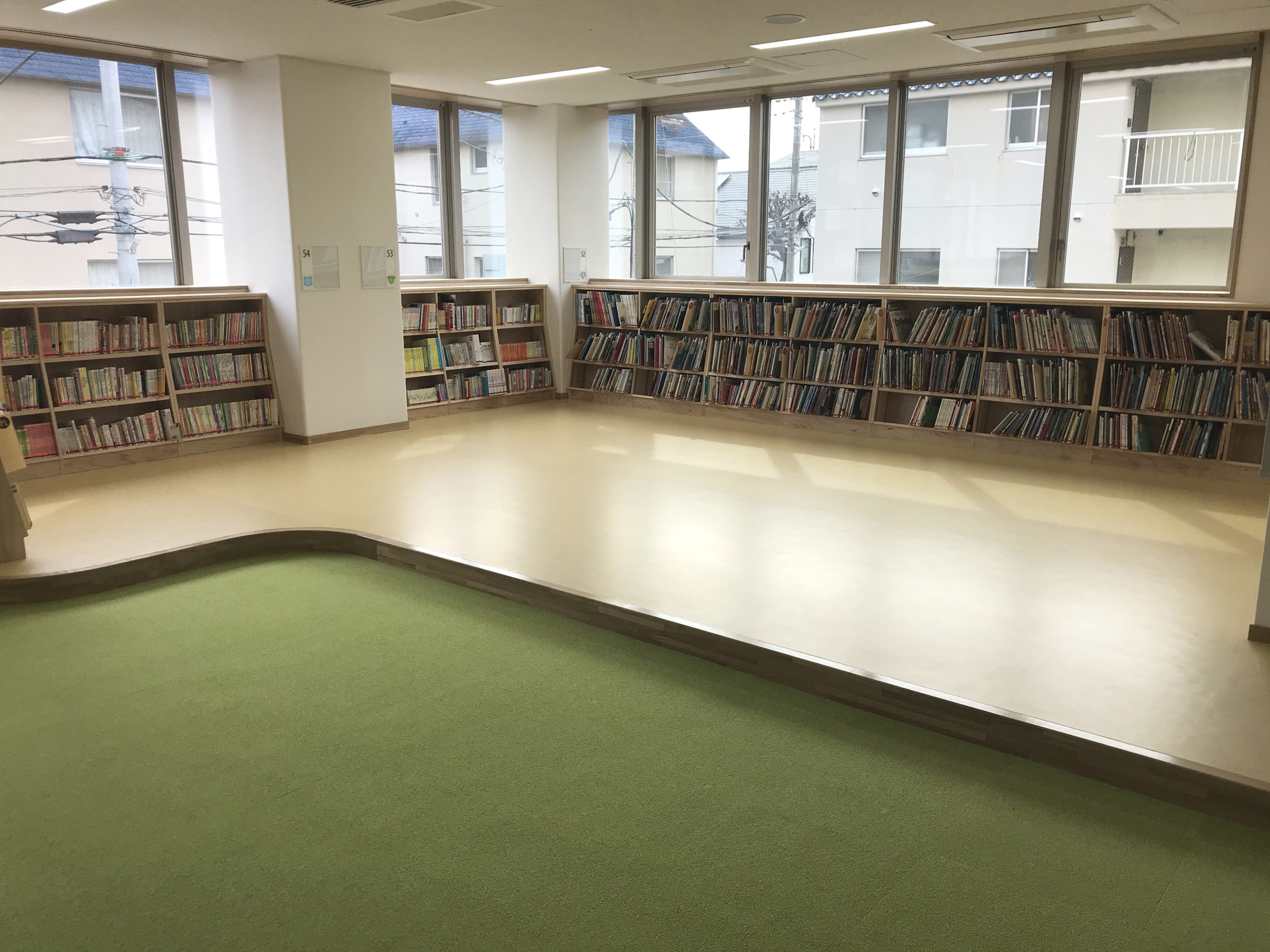 永福図書館_こどもの本コーナー