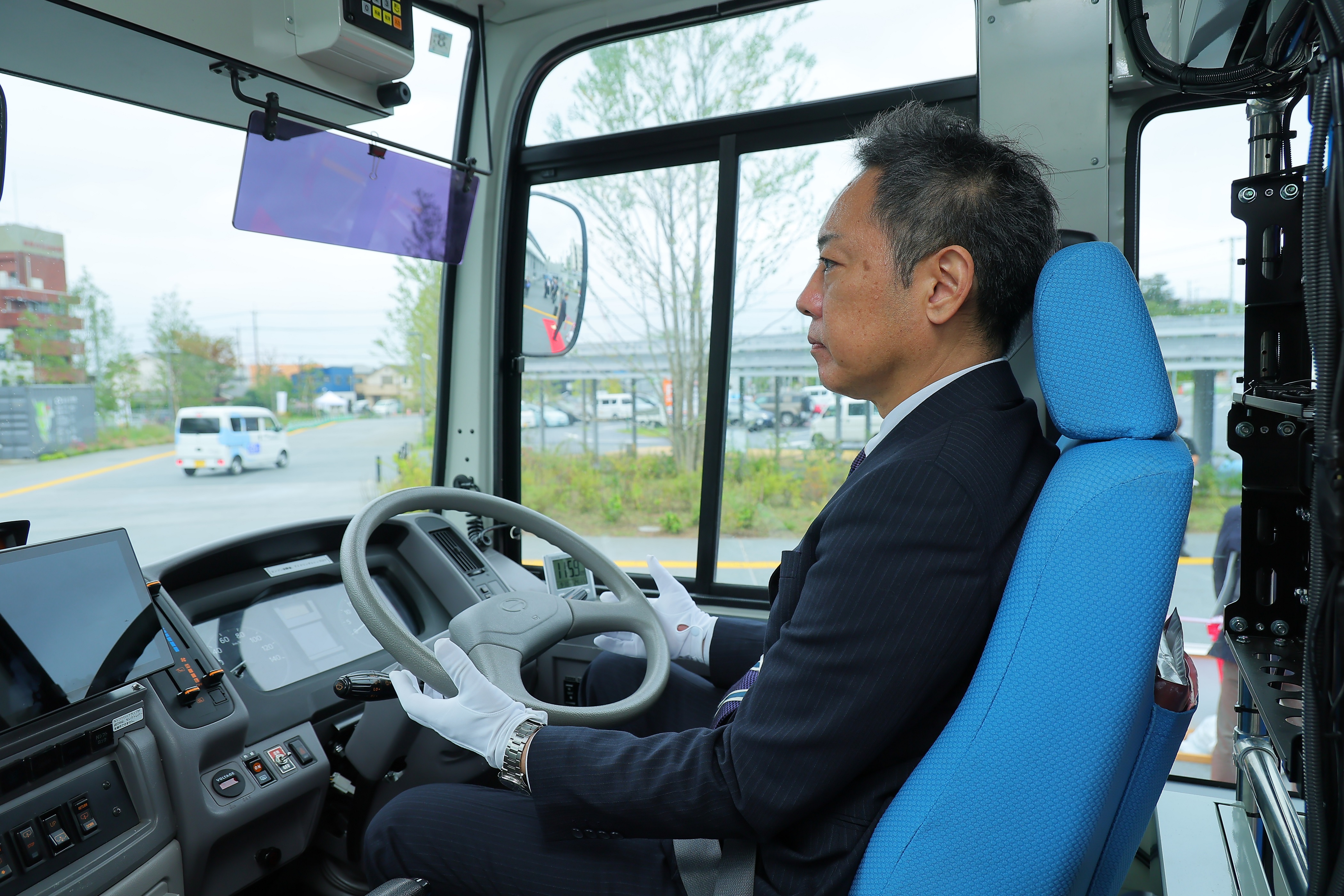 大新東、八王子市・東京工科大学の自動運転バス実証実験に運行事業者